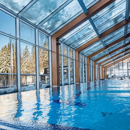 Wellness Hotel Horal, Вельке-Карловице Экстерьер фото