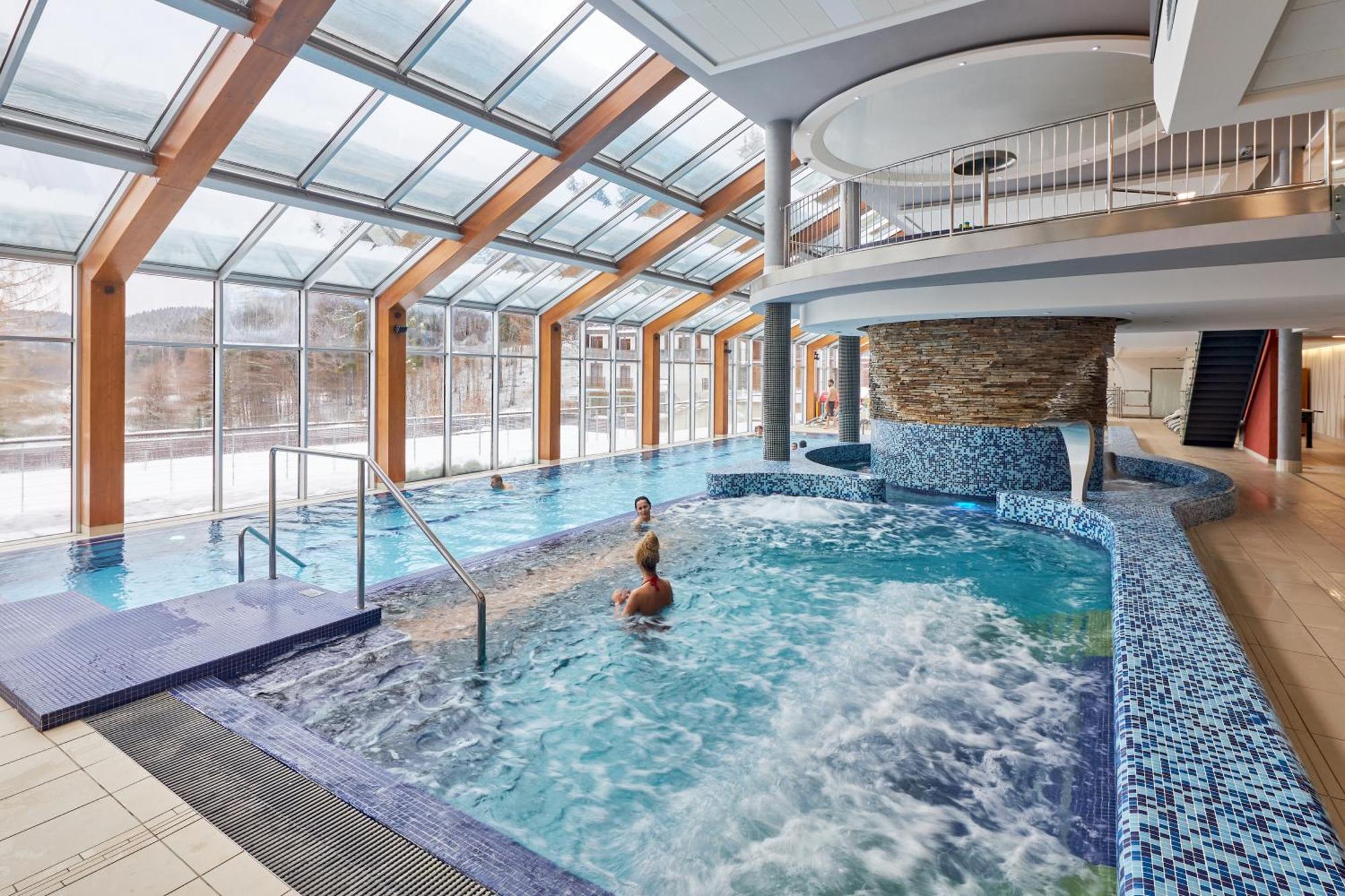 Wellness Hotel Horal, Вельке-Карловице Экстерьер фото